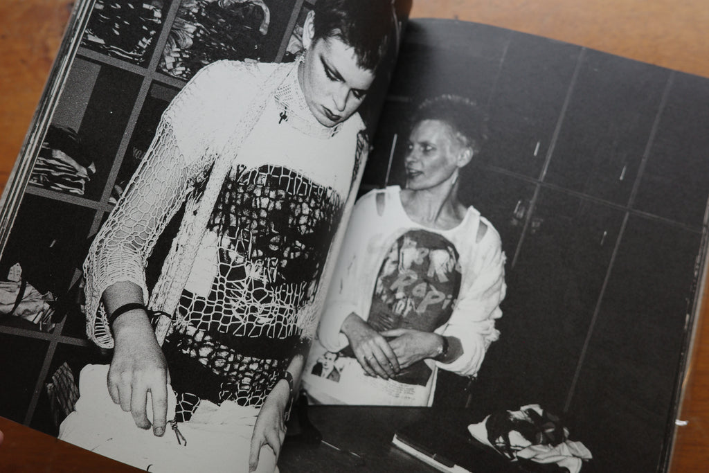 DESTROY-SEX PISTOLS 1977- / Dennis Morris
